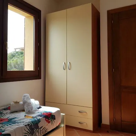 Holiday House Rosmarino With Swimming Pool *